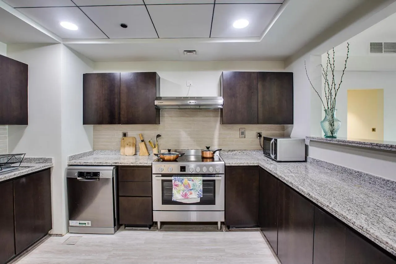 Luxury Apartments At Balqis Residence Dubai