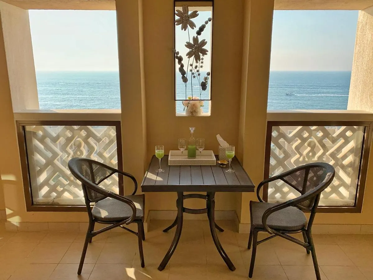 Luxury Apartments At Balqis Residence Dubai