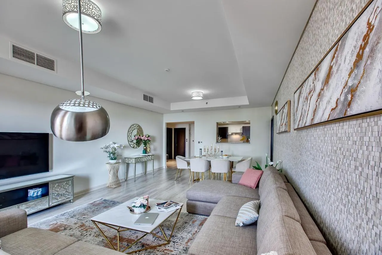 Luxury Apartments At Balqis Residence Dubai