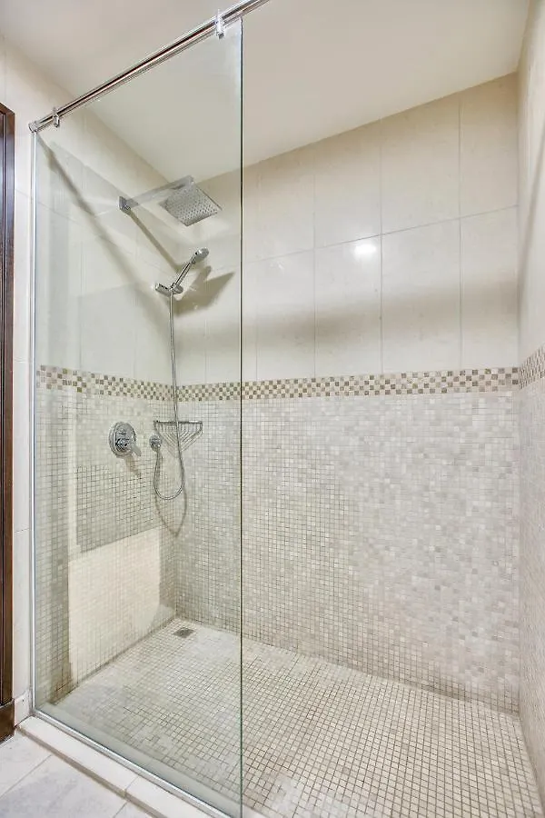 Luxury Apartments At Balqis Residence Dubai