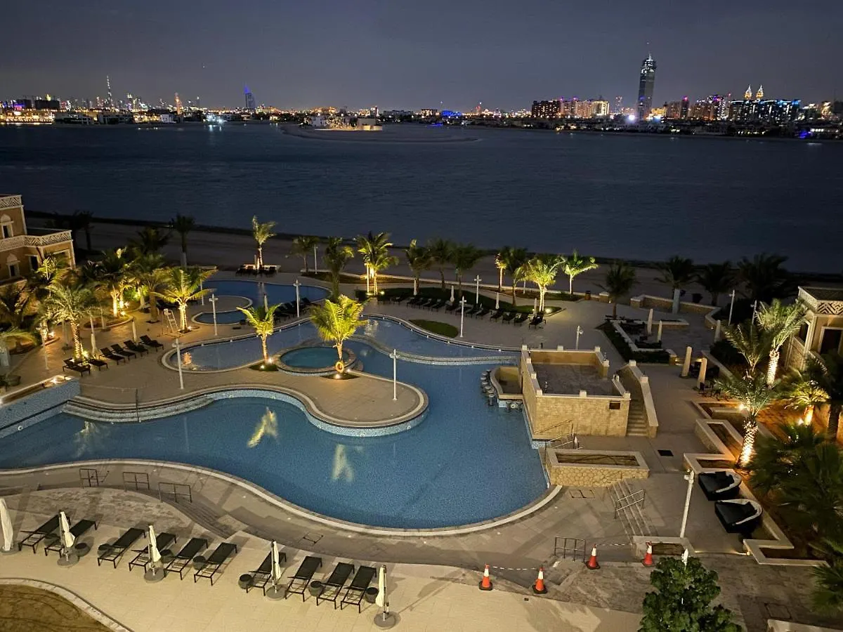 Luxury Apartments At Balqis Residence Dubai