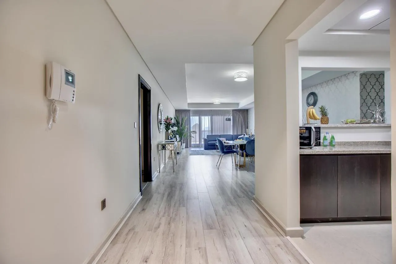 Luxury Apartments At Balqis Residence Дубай