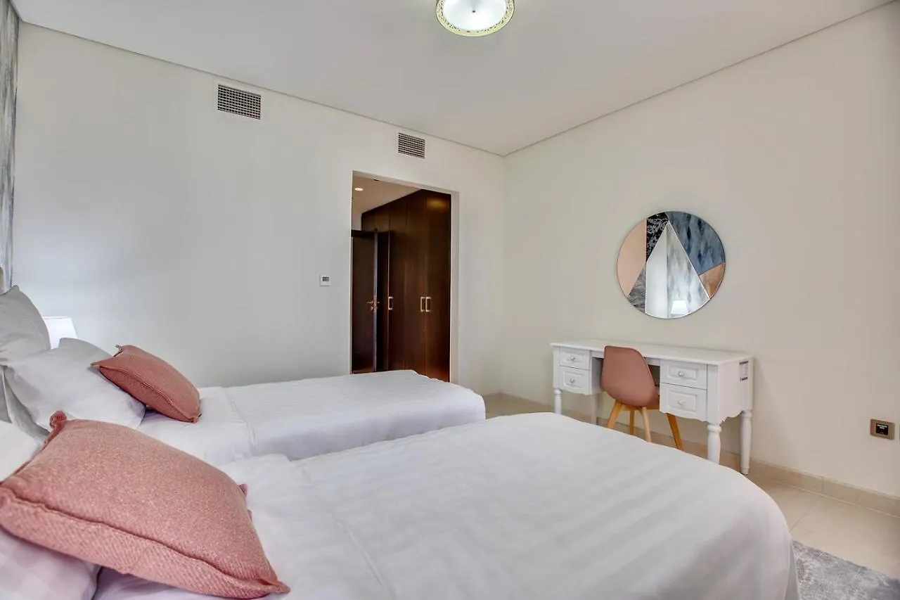 Luxury Apartments At Balqis Residence Dubai