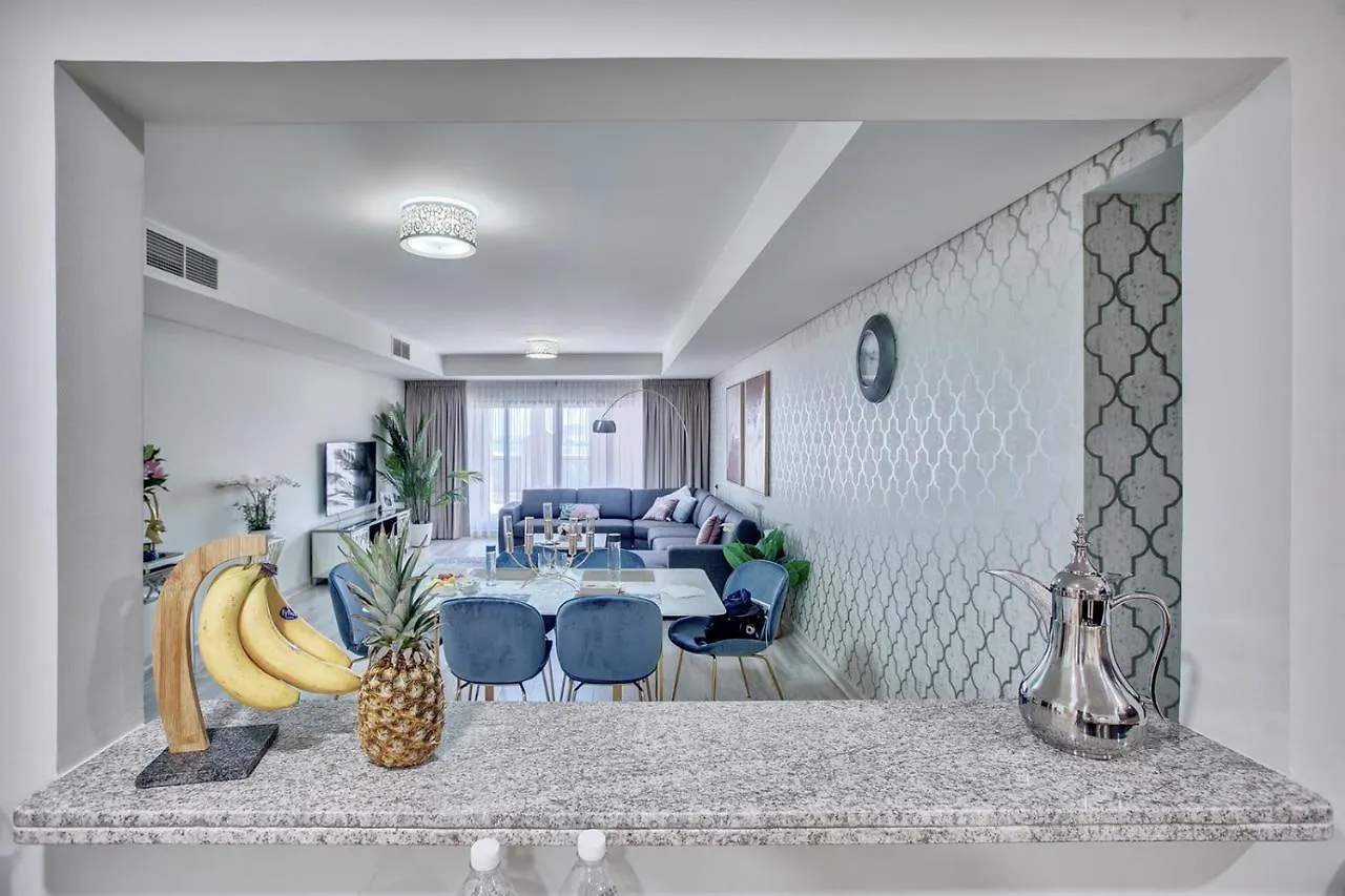 Luxury Apartments At Balqis Residence Dubai