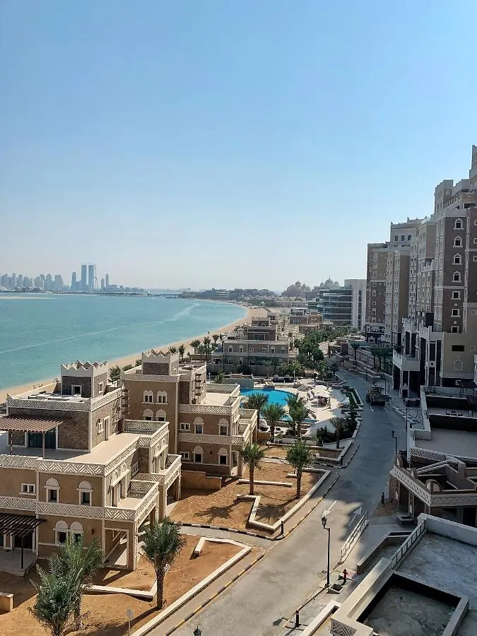Luxury Apartments At Balqis Residence Dubaj